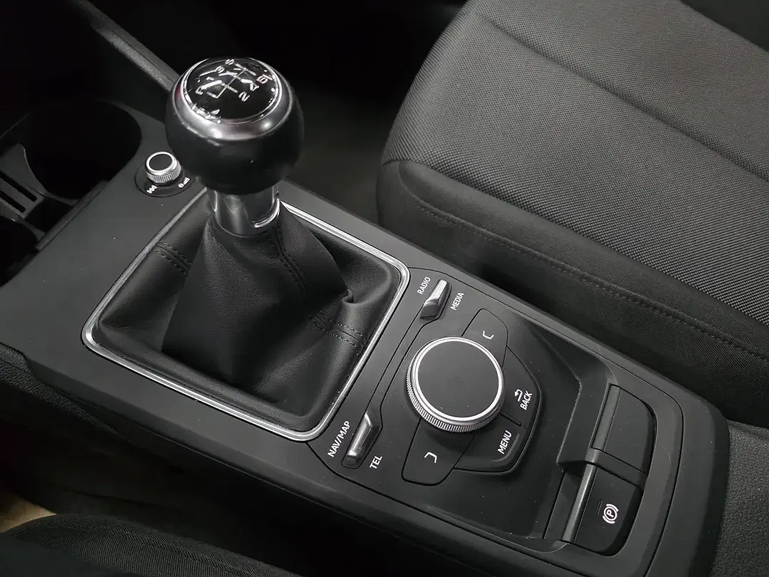 Audi Q2 - Thumbnail 12