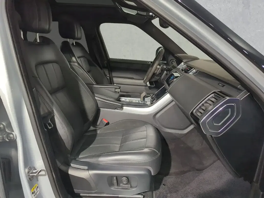 Land Rover Range Rover Sport - Thumbnail 13