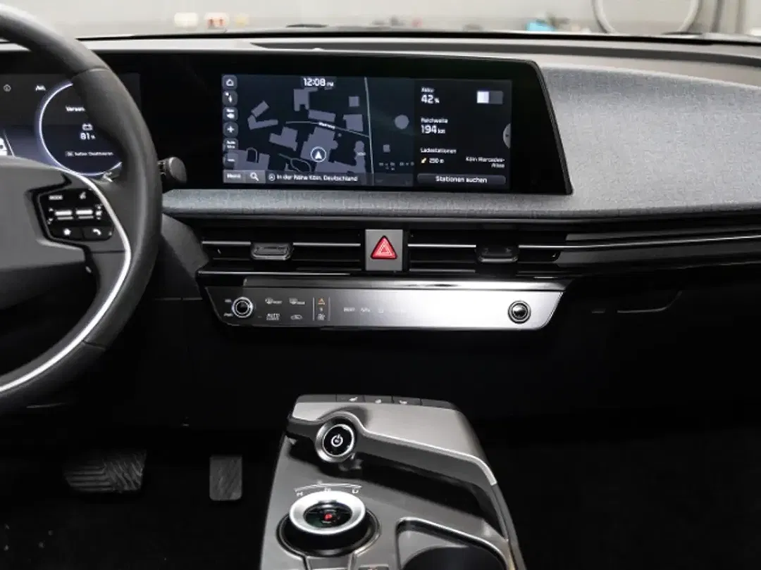 Kia EV6 - Thumbnail 8