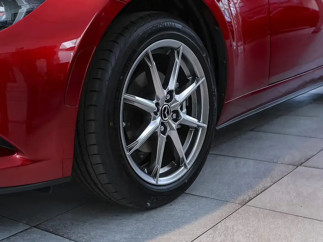 Mazda MX-5 - Thumbnail 11