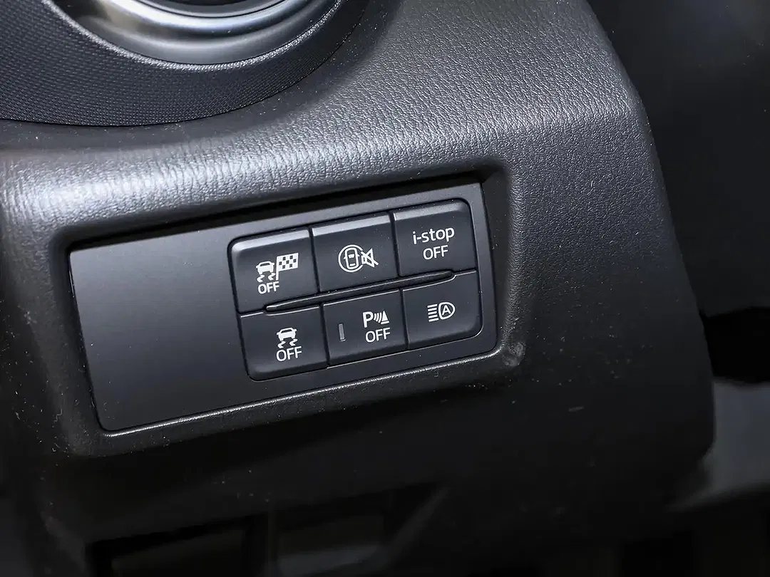 Mazda MX-5 - Thumbnail 6