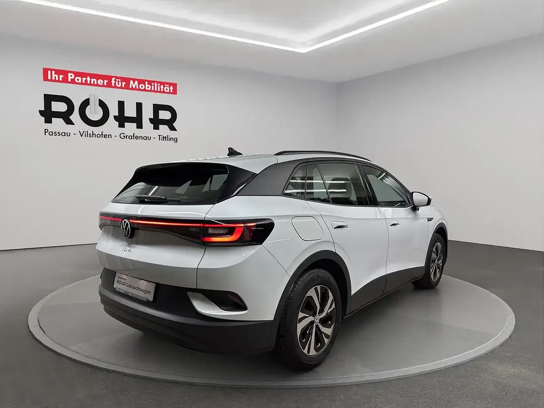 Volkswagen ID.4 - Thumbnail 5