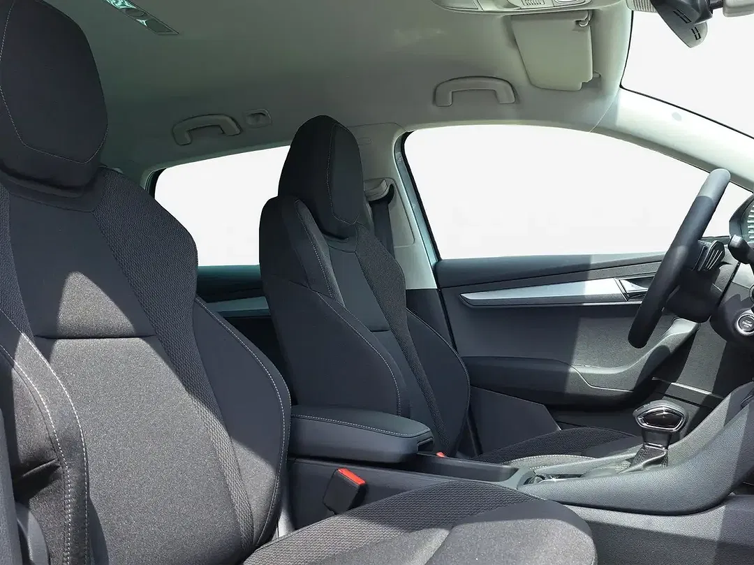 Skoda Karoq - Thumbnail 3