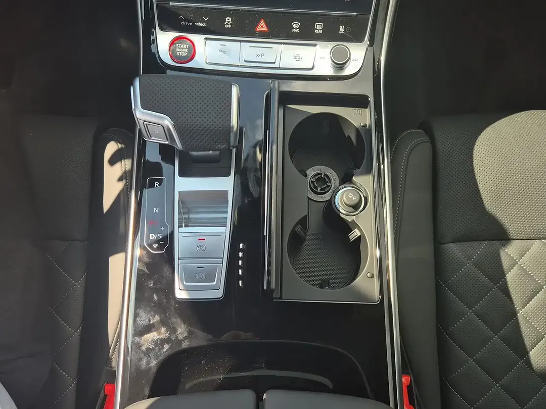 Audi S8 - Thumbnail 15