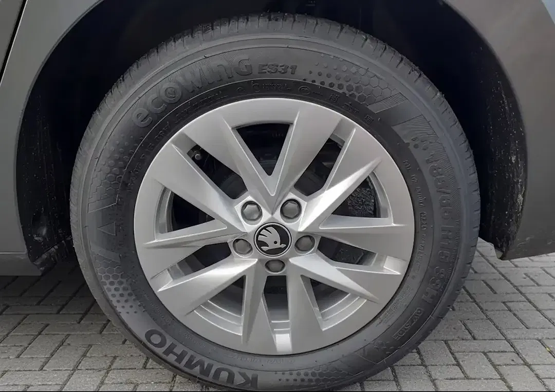 Skoda Fabia - Thumbnail 8