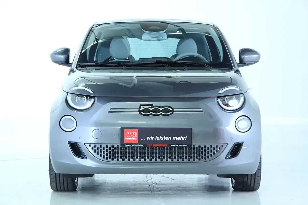 Fiat 500e - Thumbnail 3
