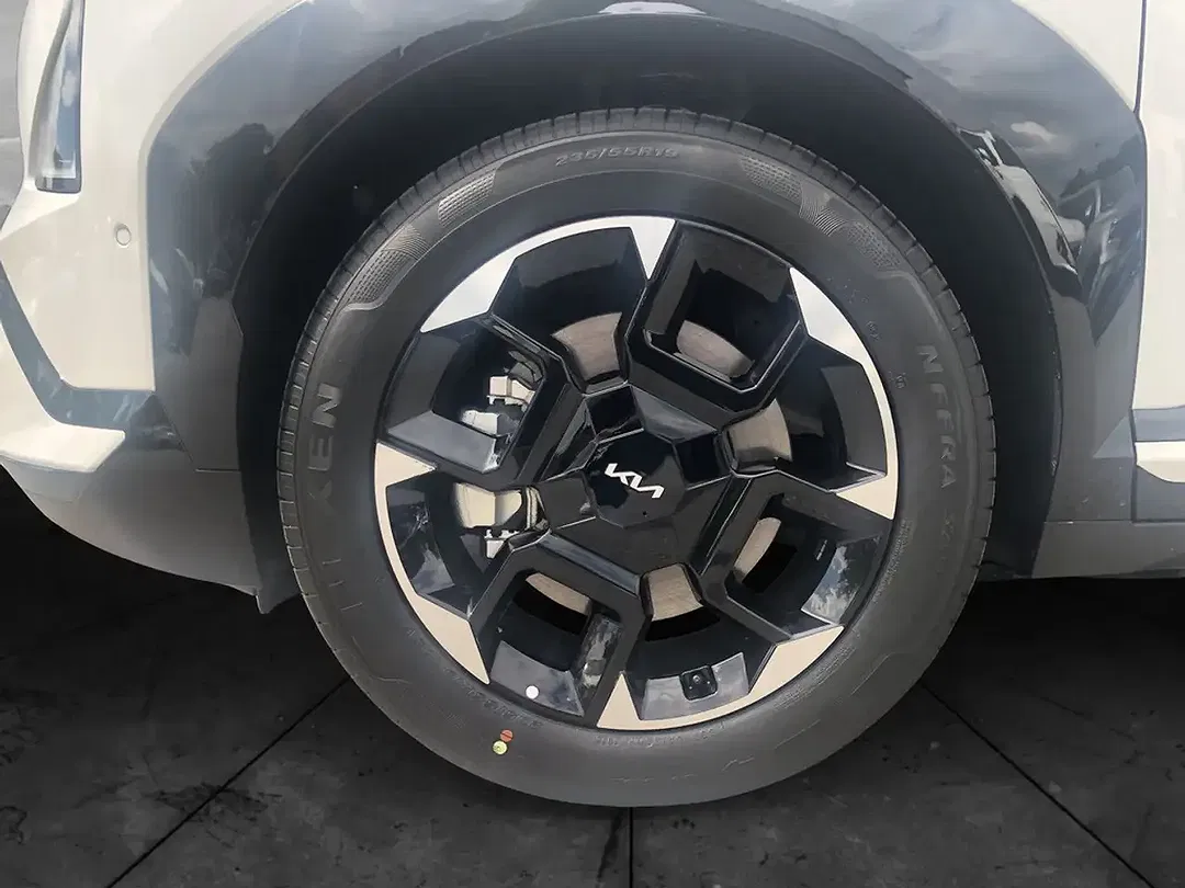Kia EV5 - Thumbnail 5