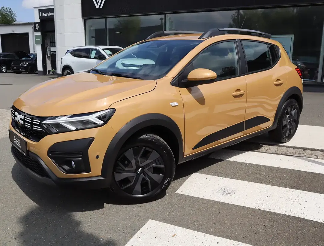 Dacia Sandero - Thumbnail 2