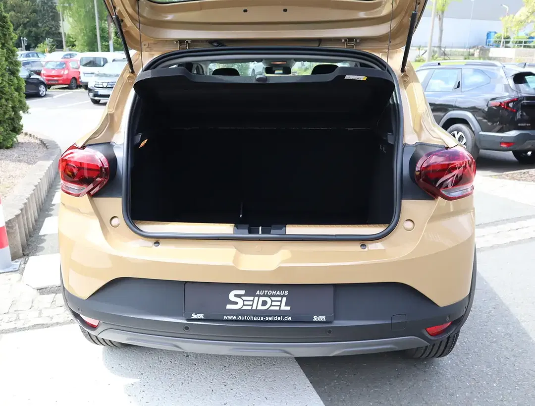 Dacia Sandero - Thumbnail 4