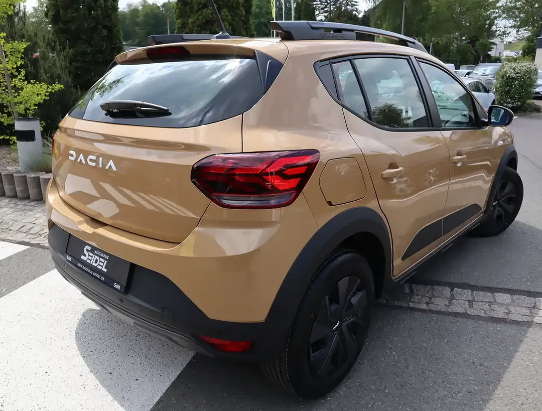 Dacia Sandero - Thumbnail 6