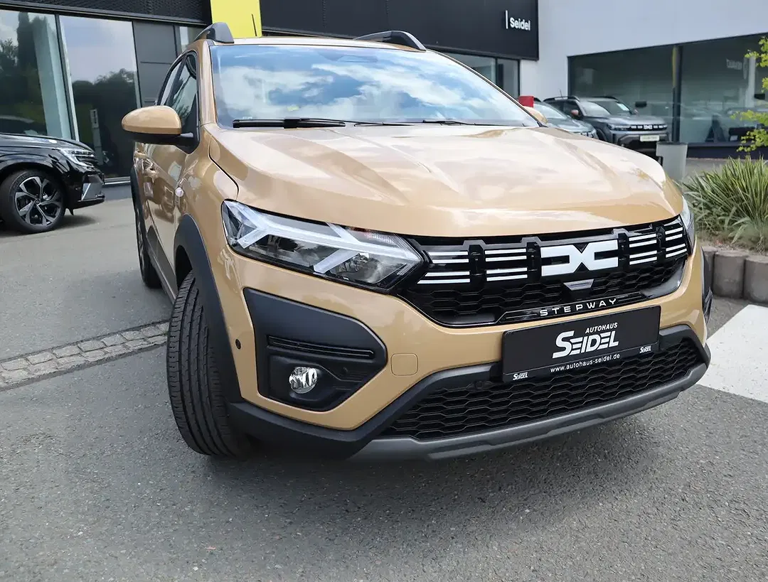 Dacia Sandero - Thumbnail 8