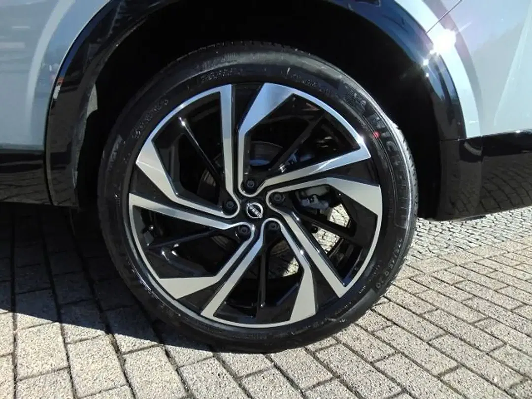 Nissan Qashqai - Thumbnail 6