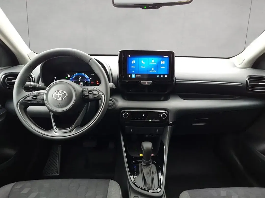 Toyota Yaris - Thumbnail 10