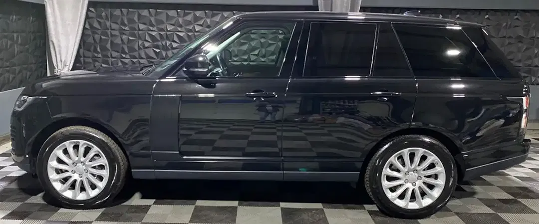 Land Rover Range Rover - Thumbnail 9