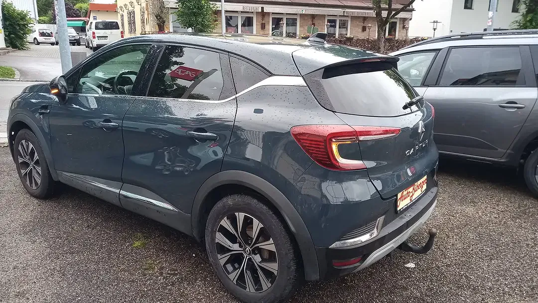 Renault Captur - Thumbnail 8