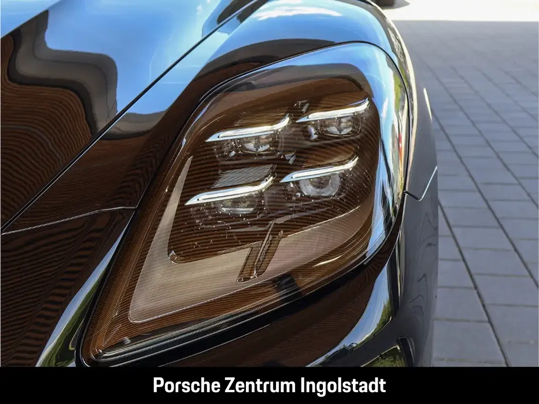Porsche Panamera - Thumbnail 5