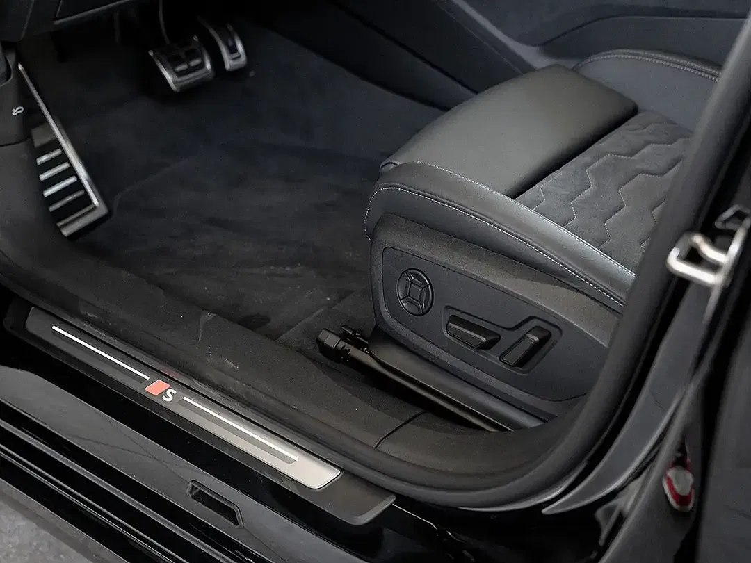 Audi A6 e-tron - Thumbnail 14
