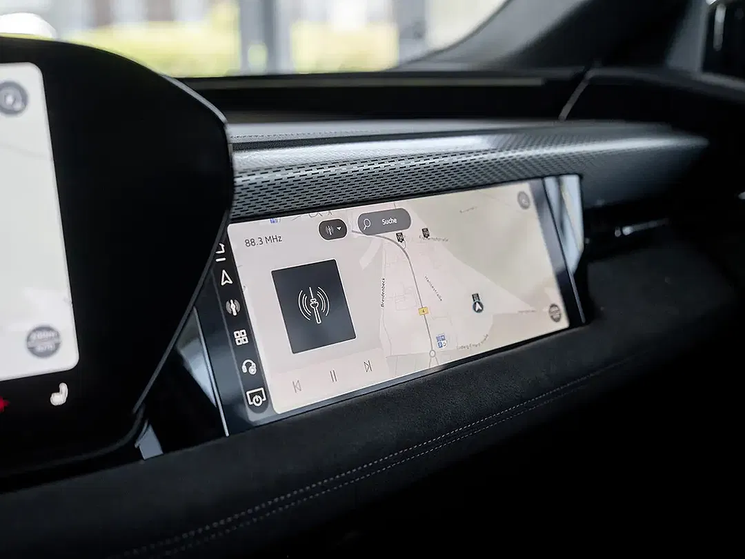 Audi A6 e-tron - Thumbnail 8
