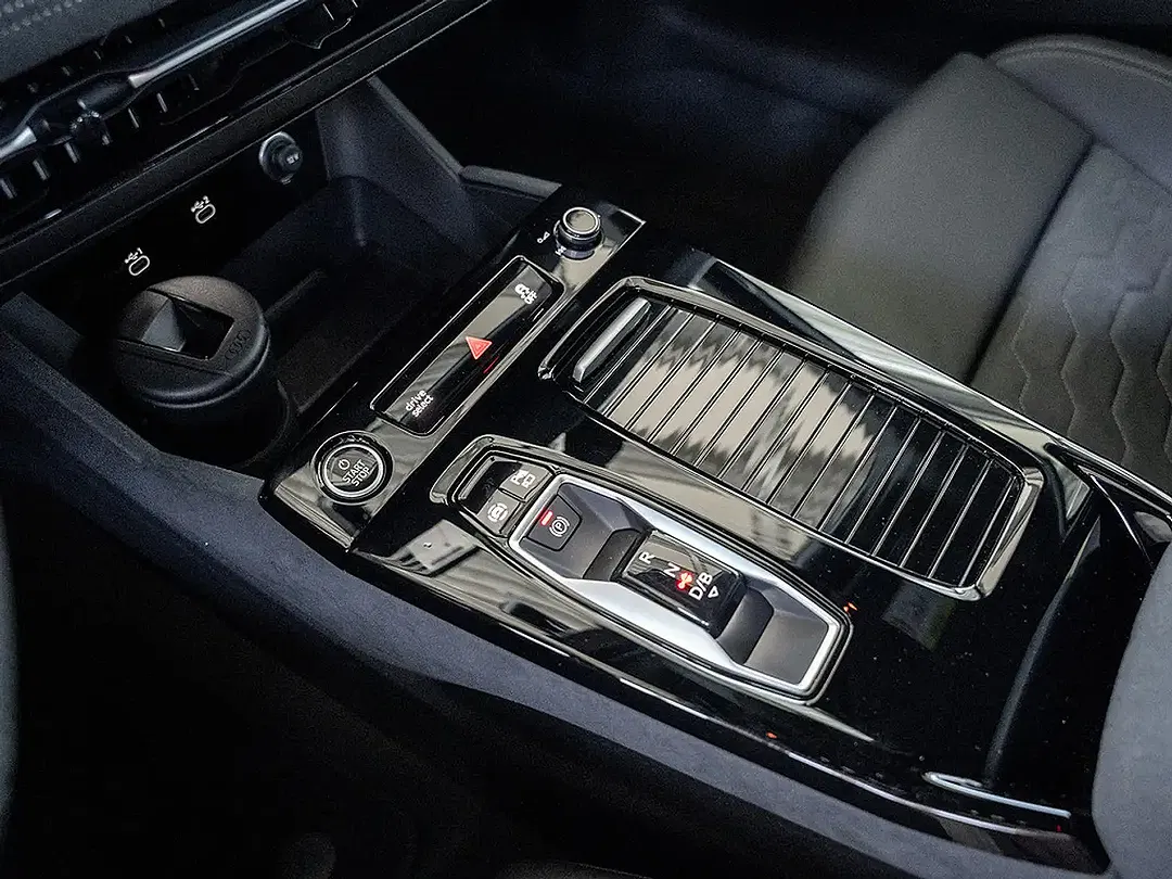 Audi A6 e-tron - Thumbnail 9