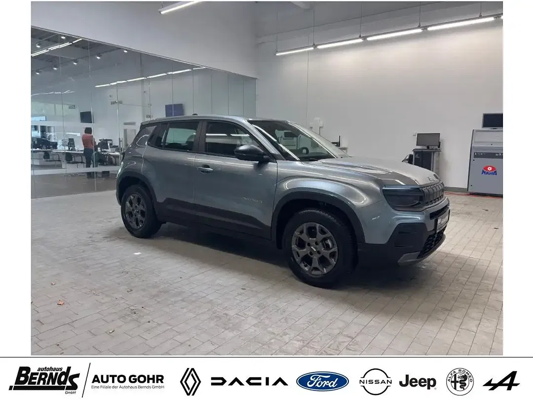 Jeep Avenger - Thumbnail 2