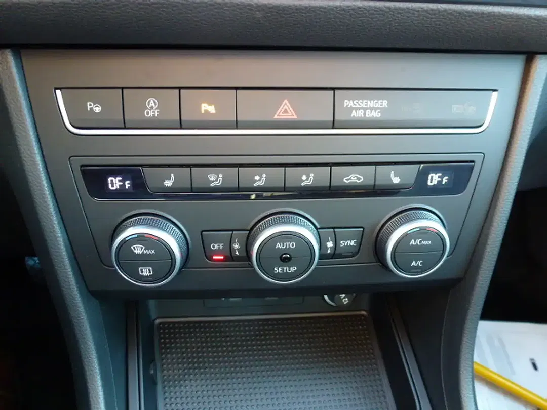 SEAT Ateca - Thumbnail 13