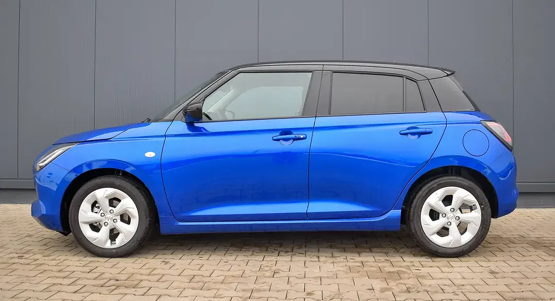 Suzuki Swift - Thumbnail 3