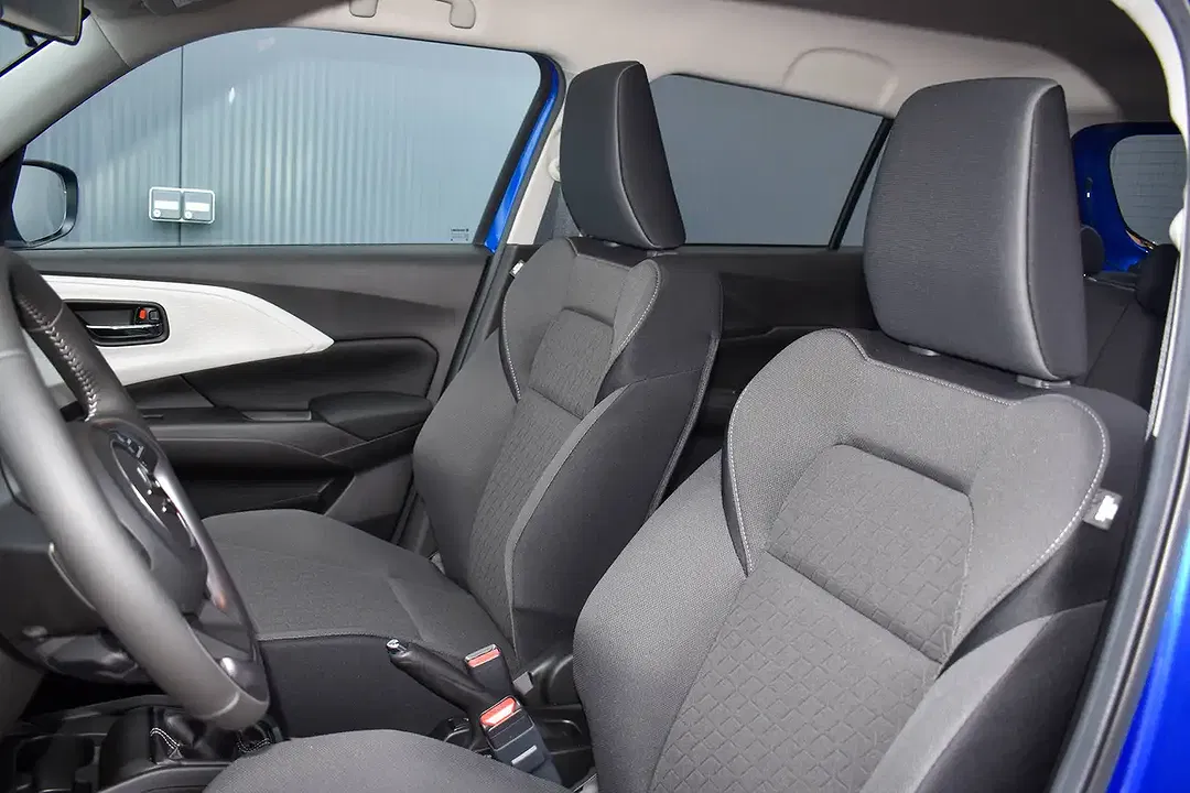 Suzuki Swift - Thumbnail 9