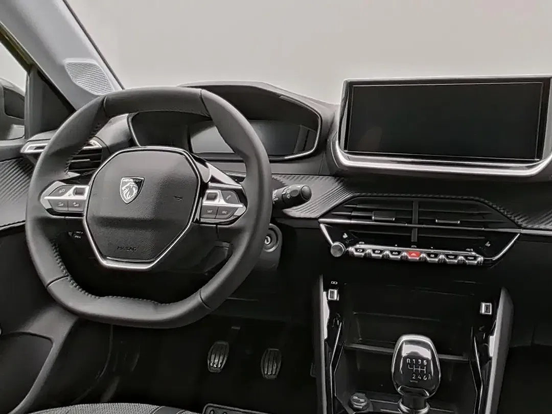 Peugeot 208 - Thumbnail 11