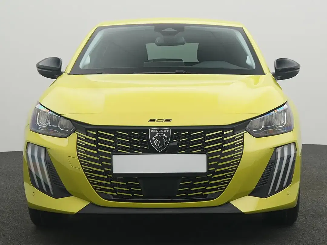 Peugeot 208 - Thumbnail 1