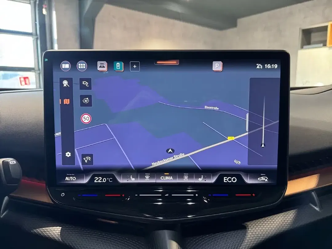 CUPRA Tavascan - Thumbnail 23
