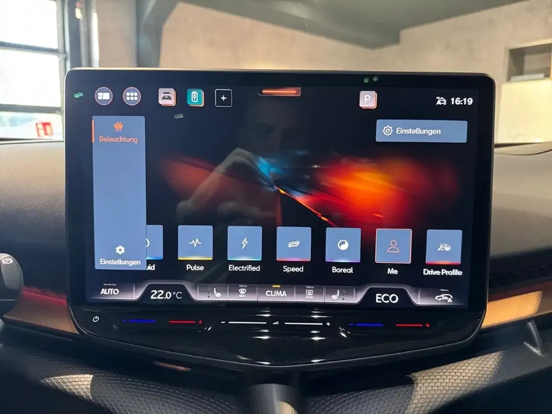 CUPRA Tavascan - Thumbnail 26