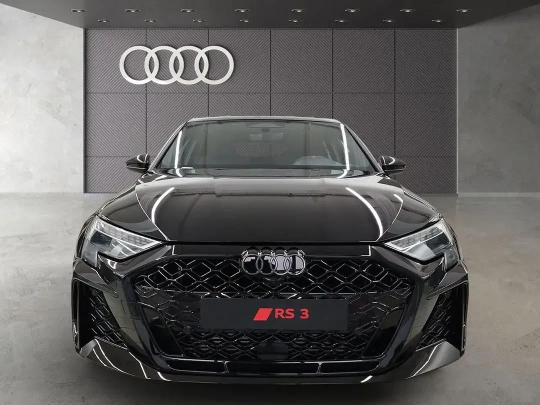 Audi RS3 - Thumbnail 2