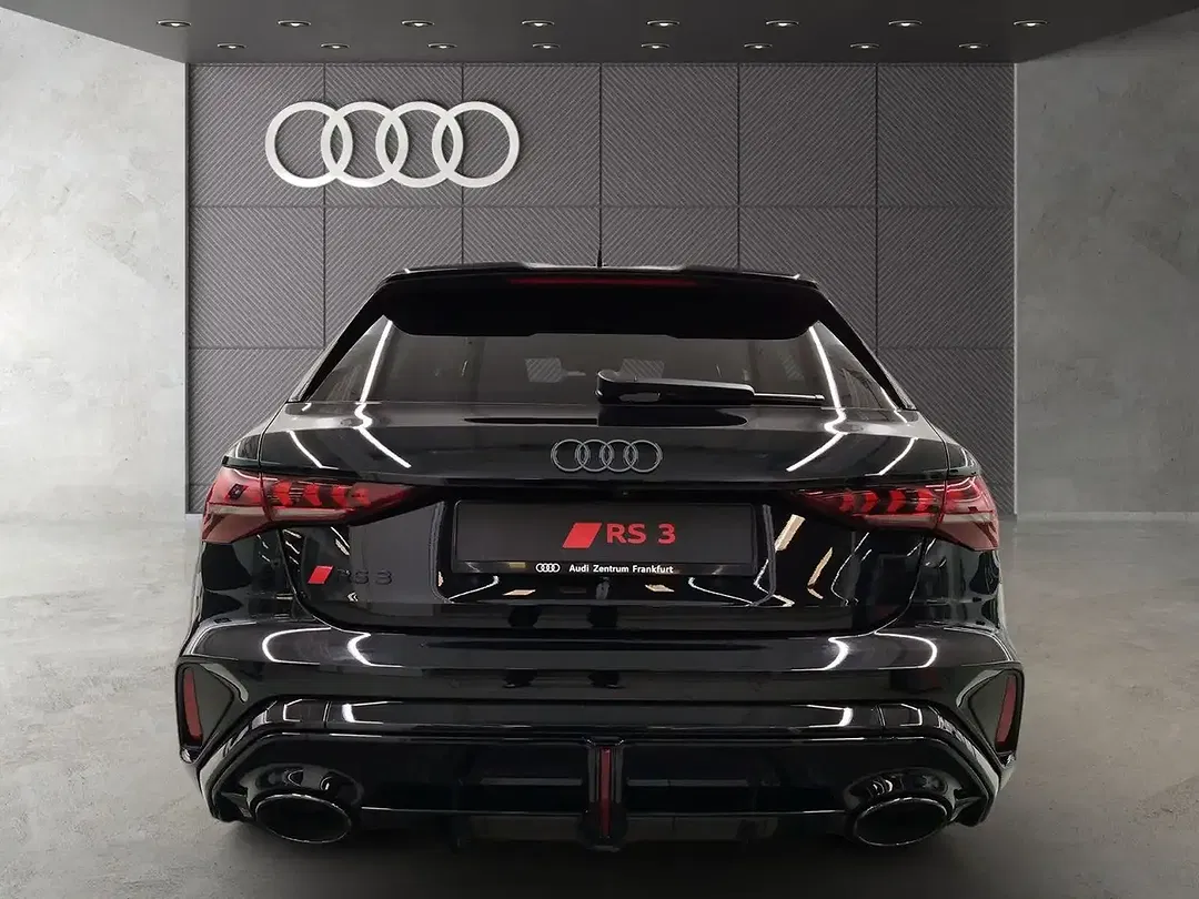 Audi RS3 - Thumbnail 5