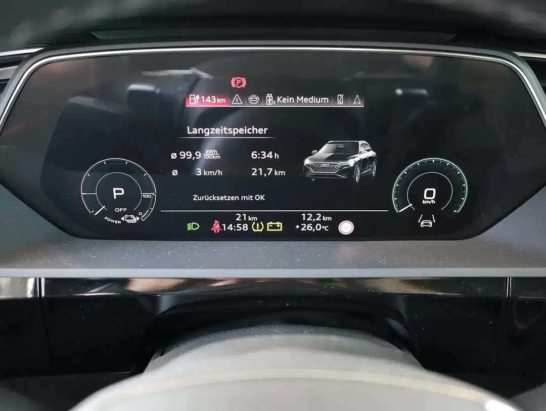 Audi SQ8 - Thumbnail 10