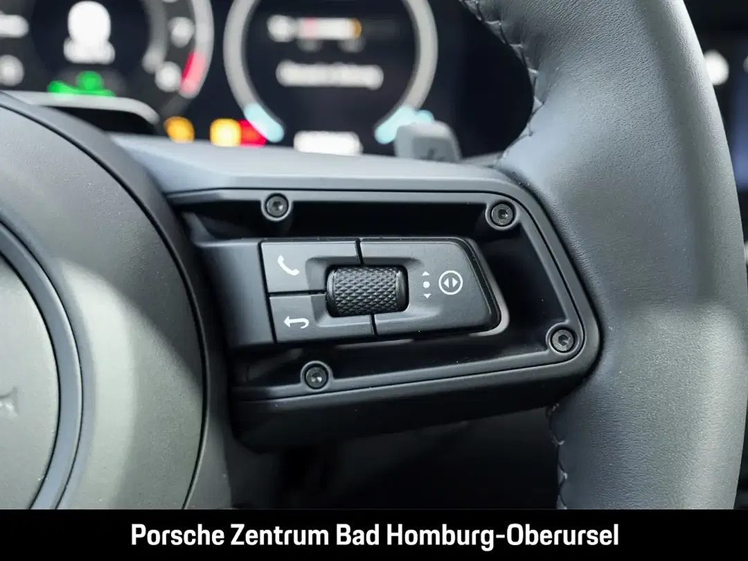 Porsche 992 - Thumbnail 14