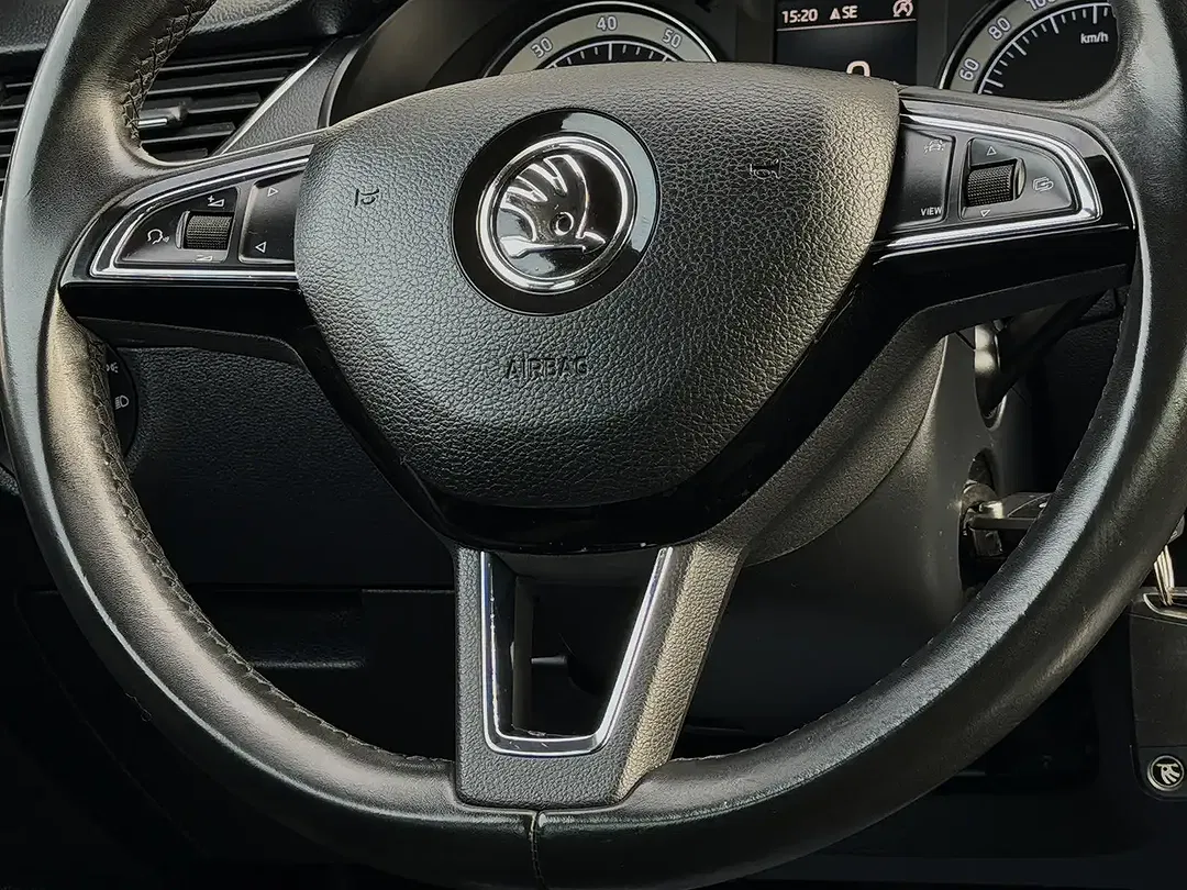 Skoda Octavia - Thumbnail 11