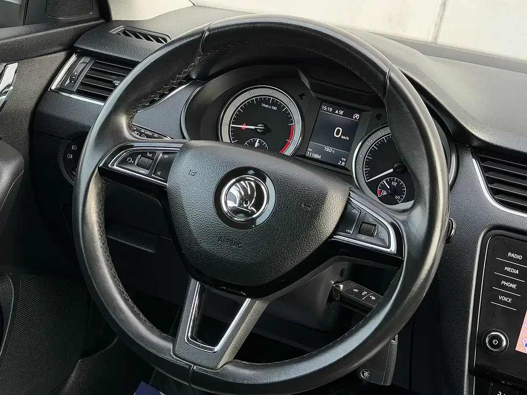 Skoda Octavia - Thumbnail 8
