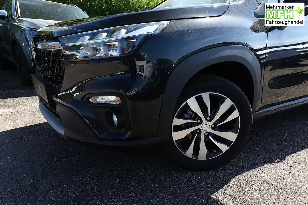 Suzuki S-Cross - Thumbnail 4