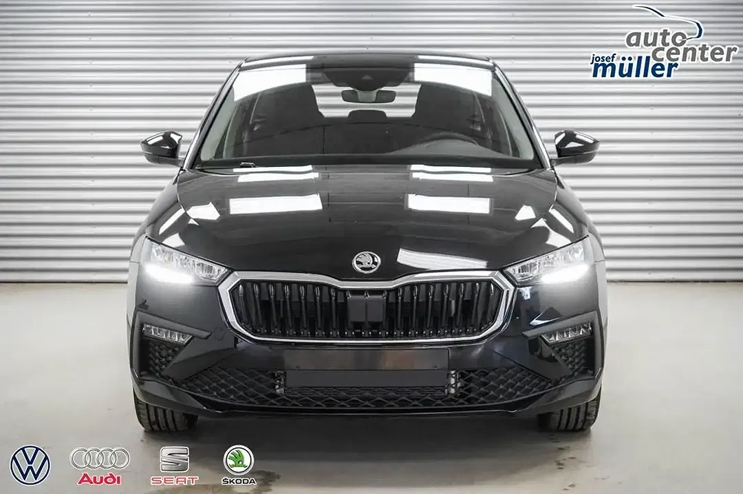 Skoda Scala - Thumbnail 2