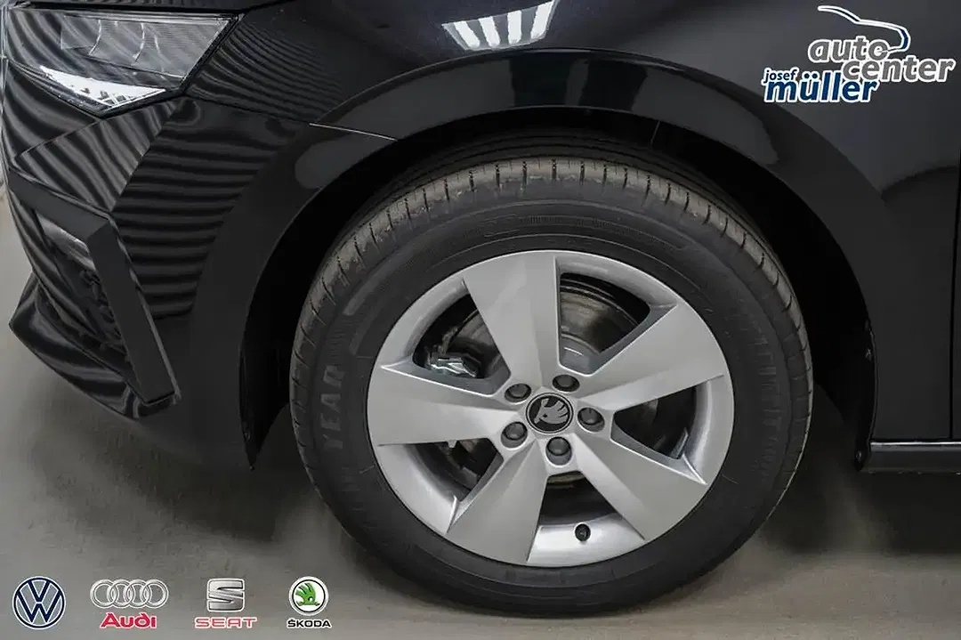 Skoda Scala - Thumbnail 5