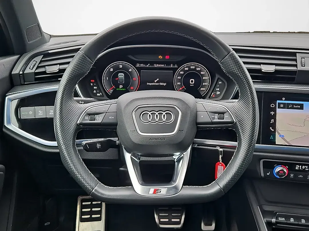 Audi Q3 - Thumbnail 9
