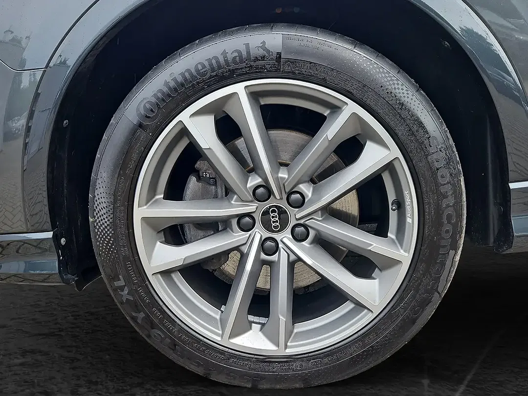 Audi Q3 - Thumbnail 5
