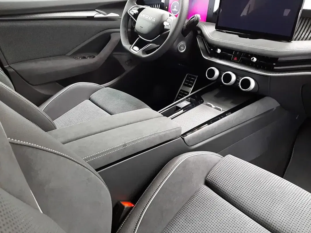 Skoda Superb - Thumbnail 11