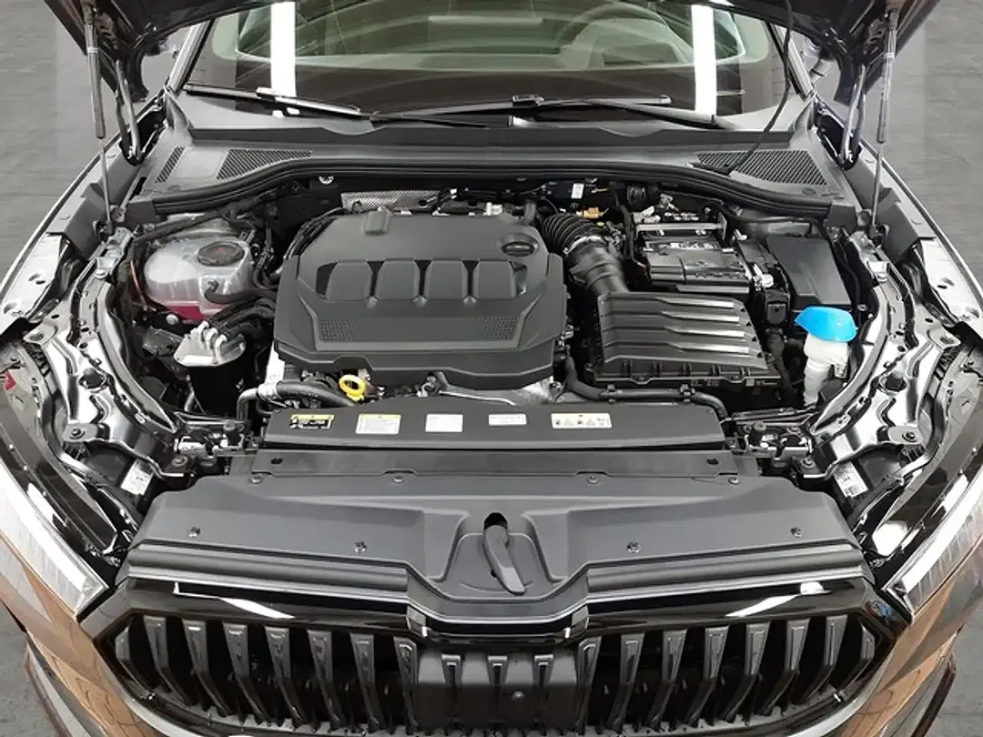Skoda Superb - Thumbnail 15