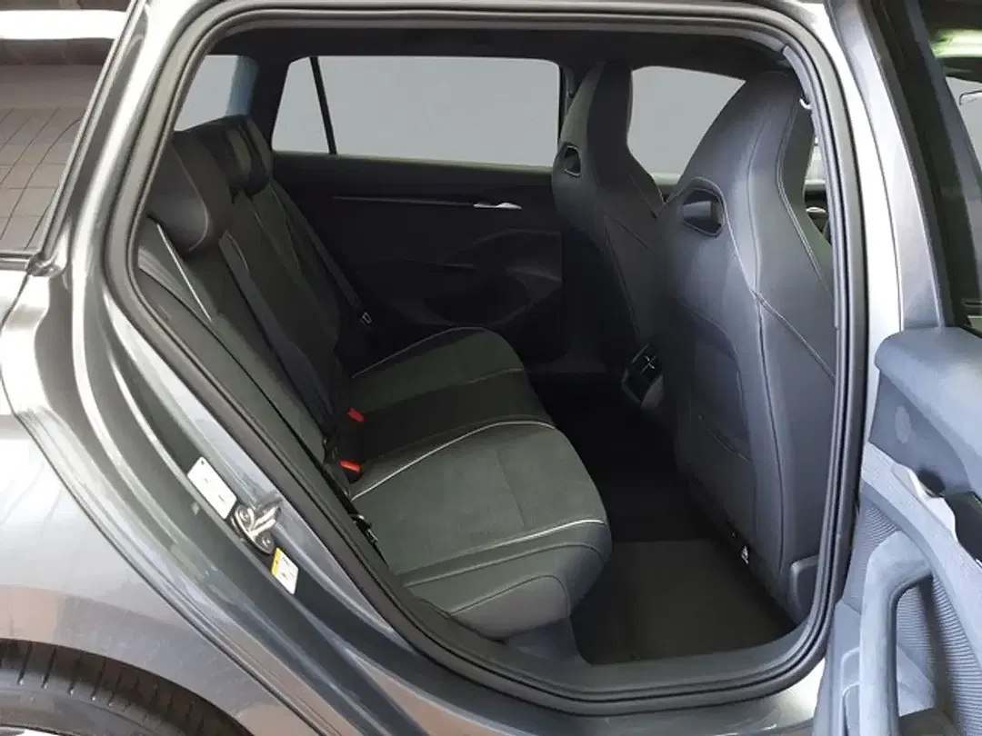 Skoda Superb - Thumbnail 8