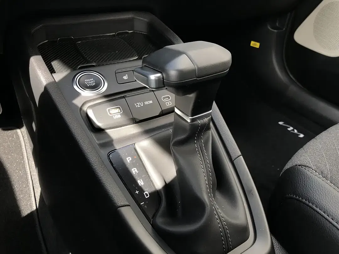 Kia Stonic - Thumbnail 14