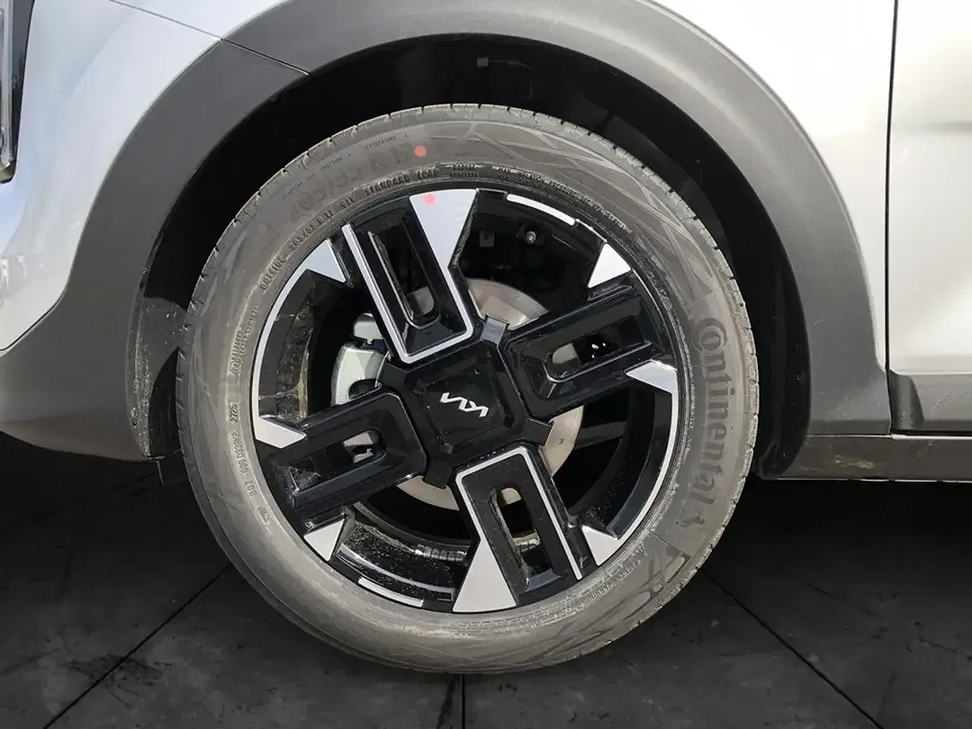 Kia Stonic - Thumbnail 5