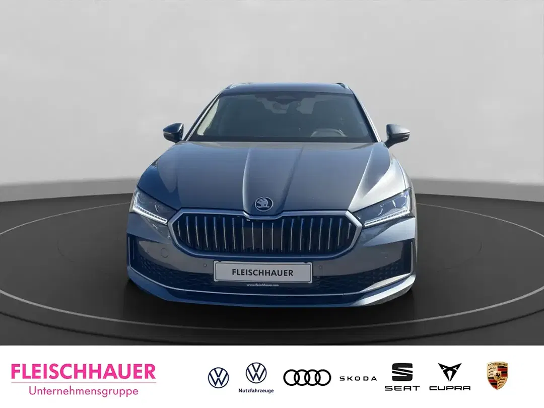 Skoda Superb - Thumbnail 2