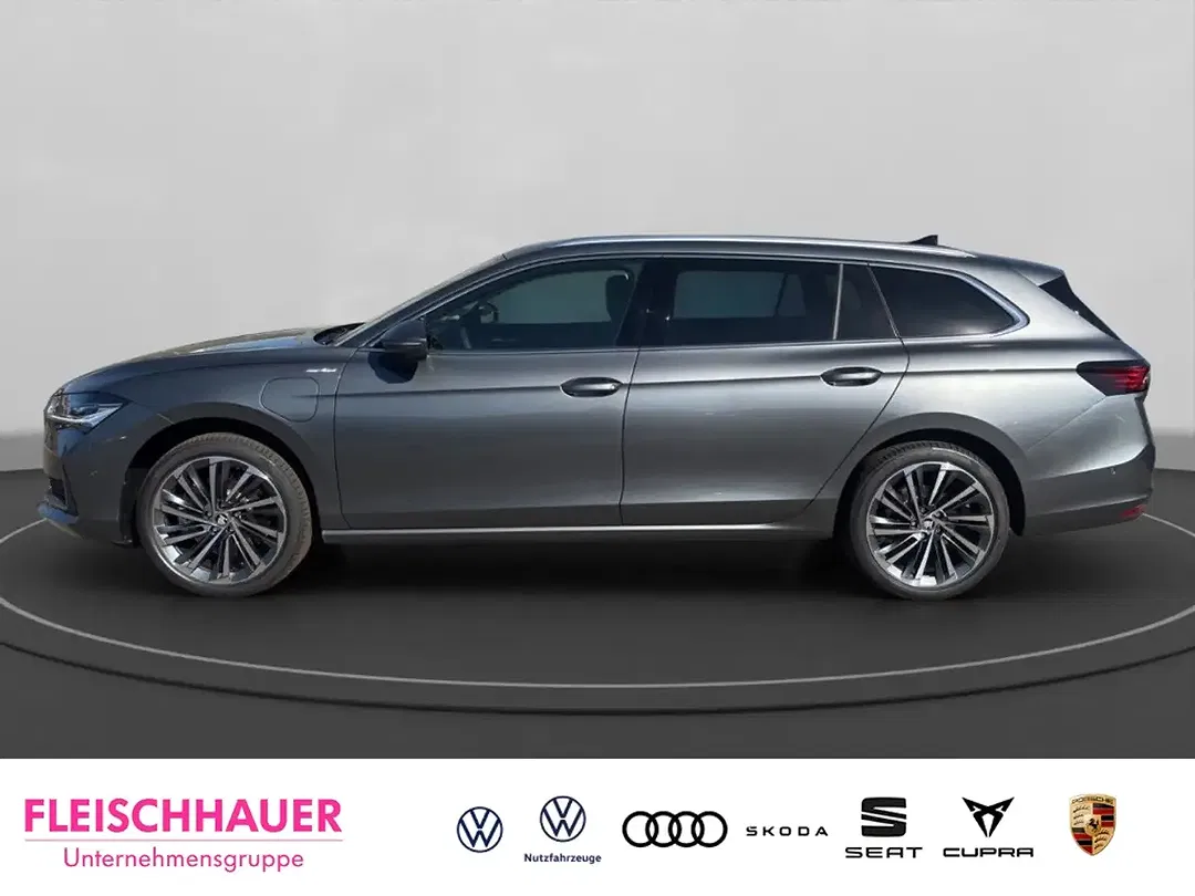 Skoda Superb - Thumbnail 3