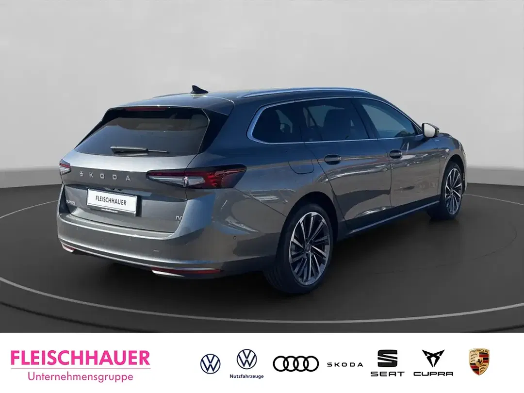 Skoda Superb - Thumbnail 6